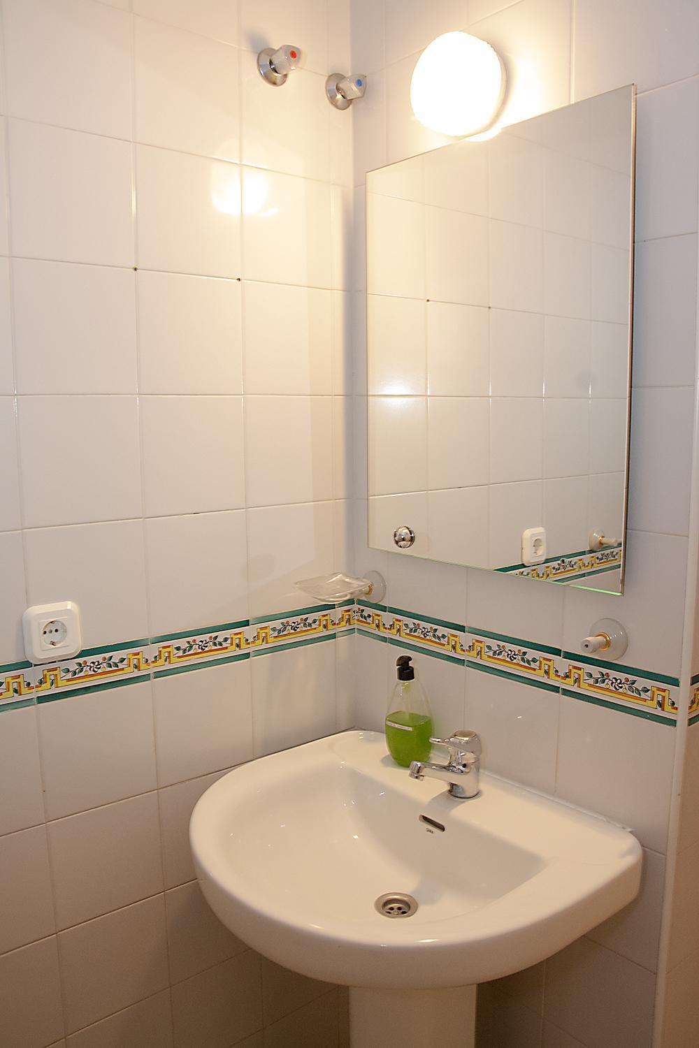 Apartamento Torre De La Plata Seville Exterior photo